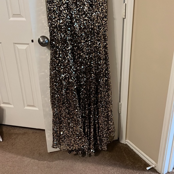 Tony Bowls ball gown - Picture 6 of 6